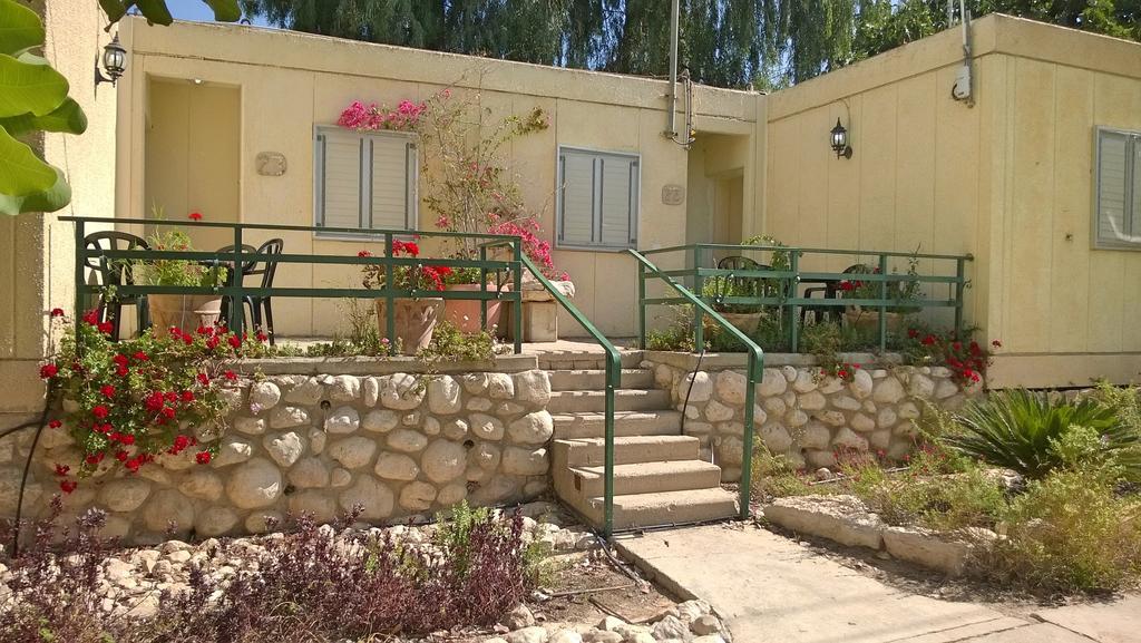 Gan Hakramim Country Lodge